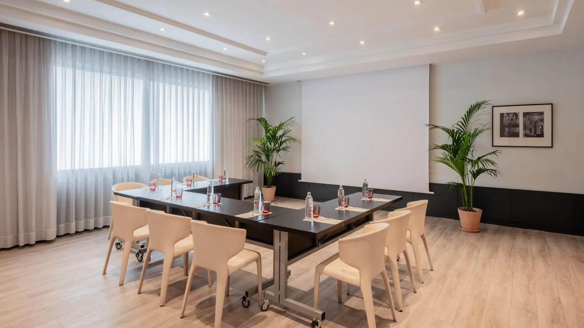 ****  Hotel Madrid Alameda Aeropuerto, Affiliated By Melia Spanje