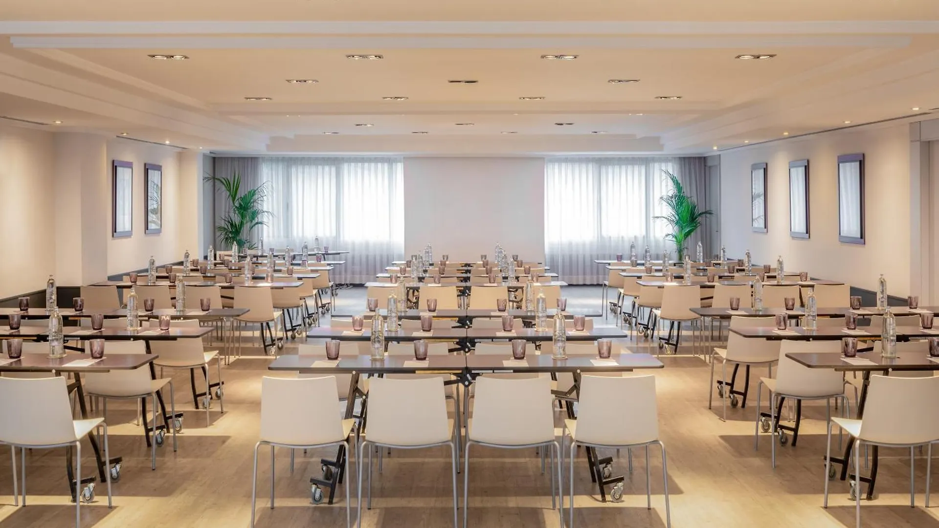 Hotel Madrid Alameda Aeropuerto, Affiliated By Melia