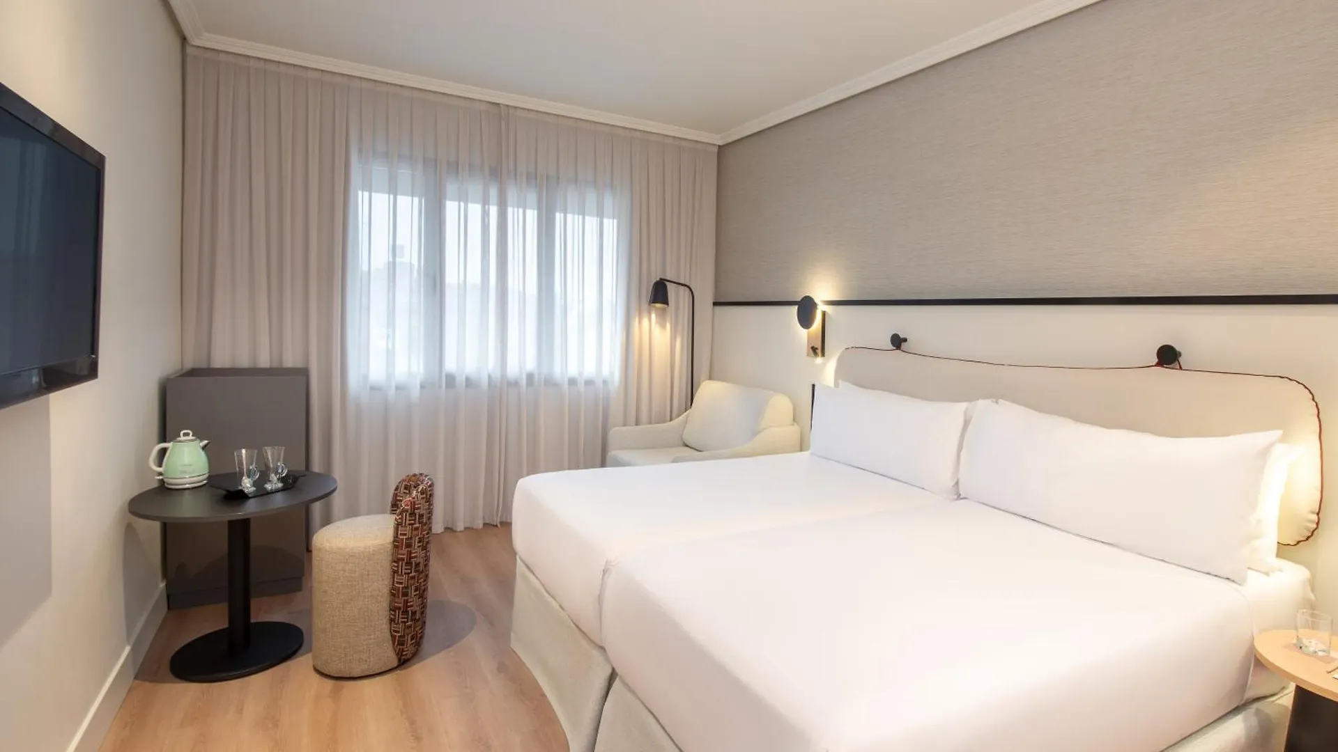 Hotel Madrid Alameda Aeropuerto, Affiliated By Melia 4*,